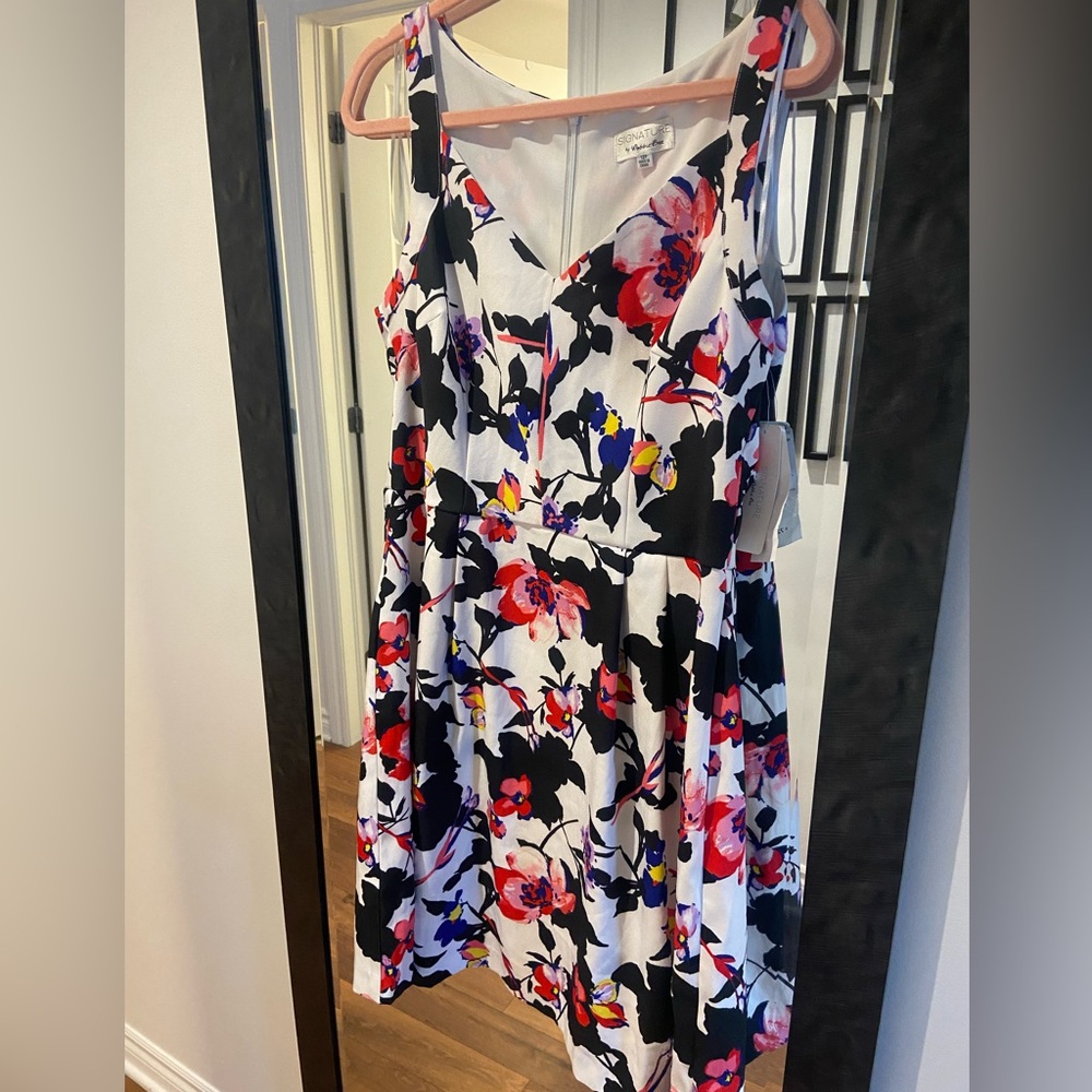 SIGNATURE by Robbie Bee summer dress